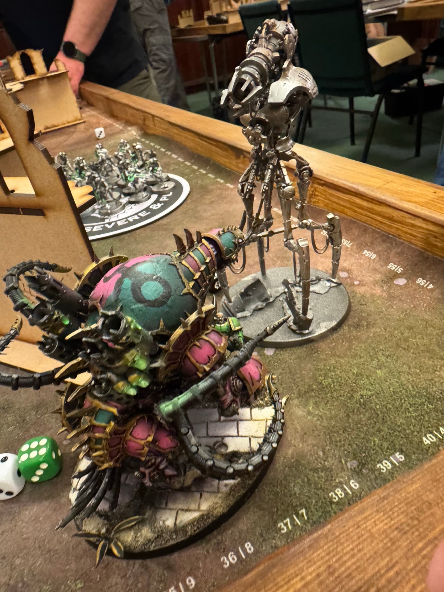 Warhammer 40k miniatures battle at LVTA